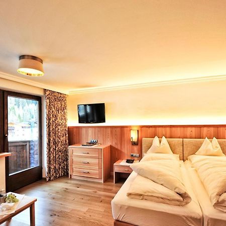 Heart Hotel Arlberg ซังคท์อันทอนอัมอาร์ลแบร์ก ภายนอก รูปภาพ