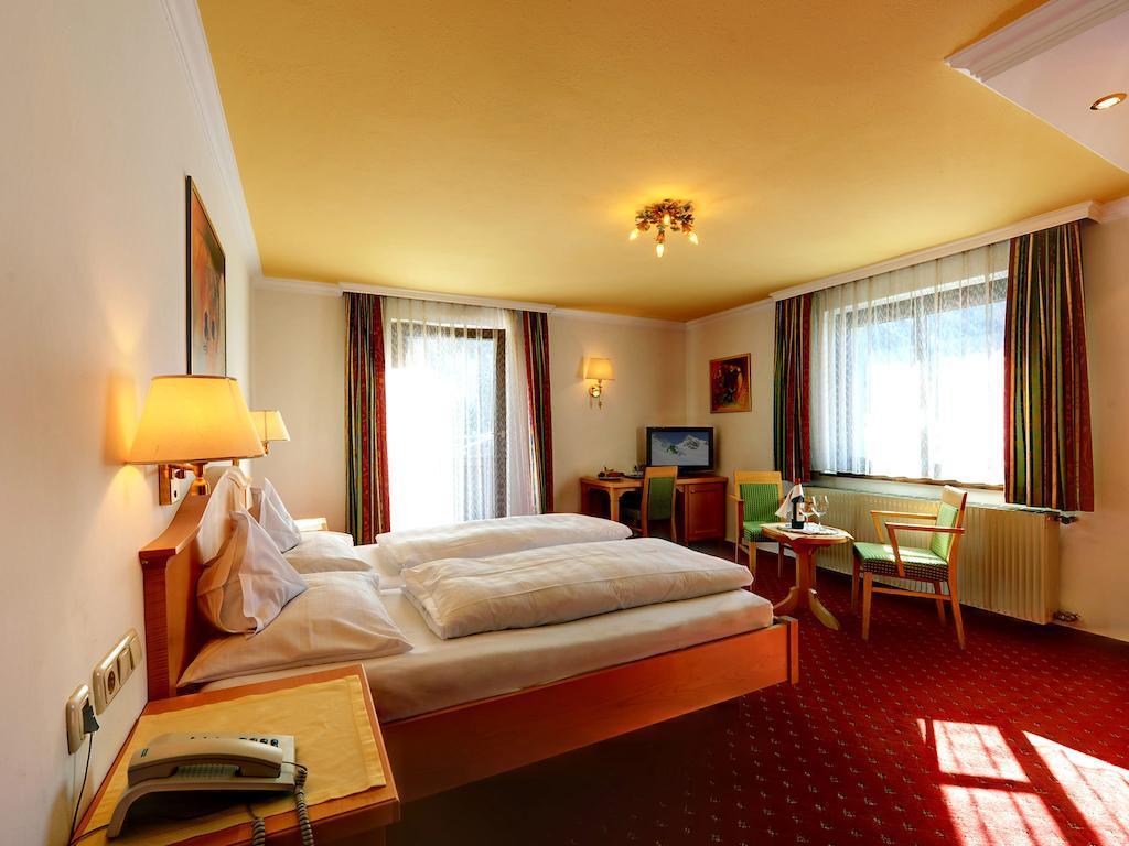 Heart Hotel Arlberg ซังคท์อันทอนอัมอาร์ลแบร์ก ภายนอก รูปภาพ