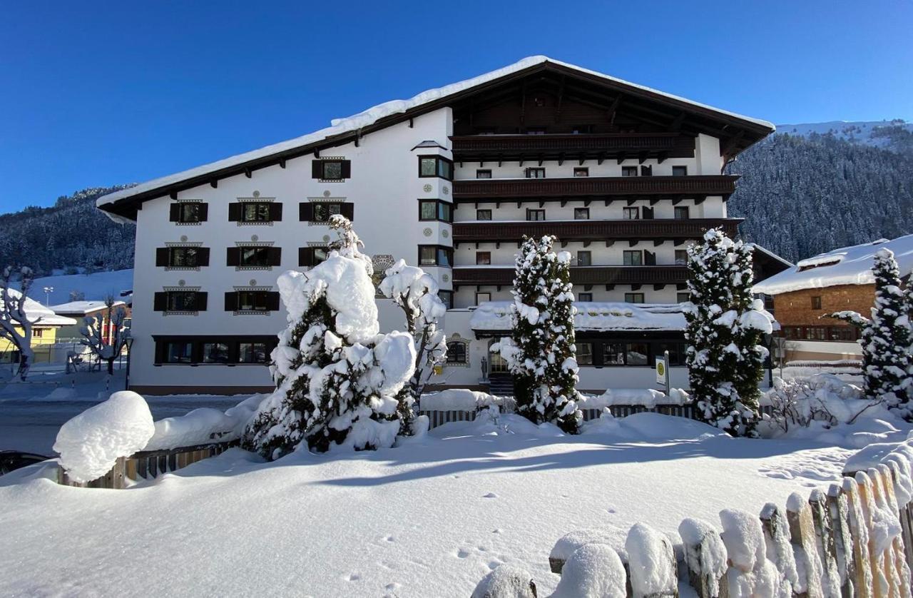Heart Hotel Arlberg ซังคท์อันทอนอัมอาร์ลแบร์ก ภายนอก รูปภาพ