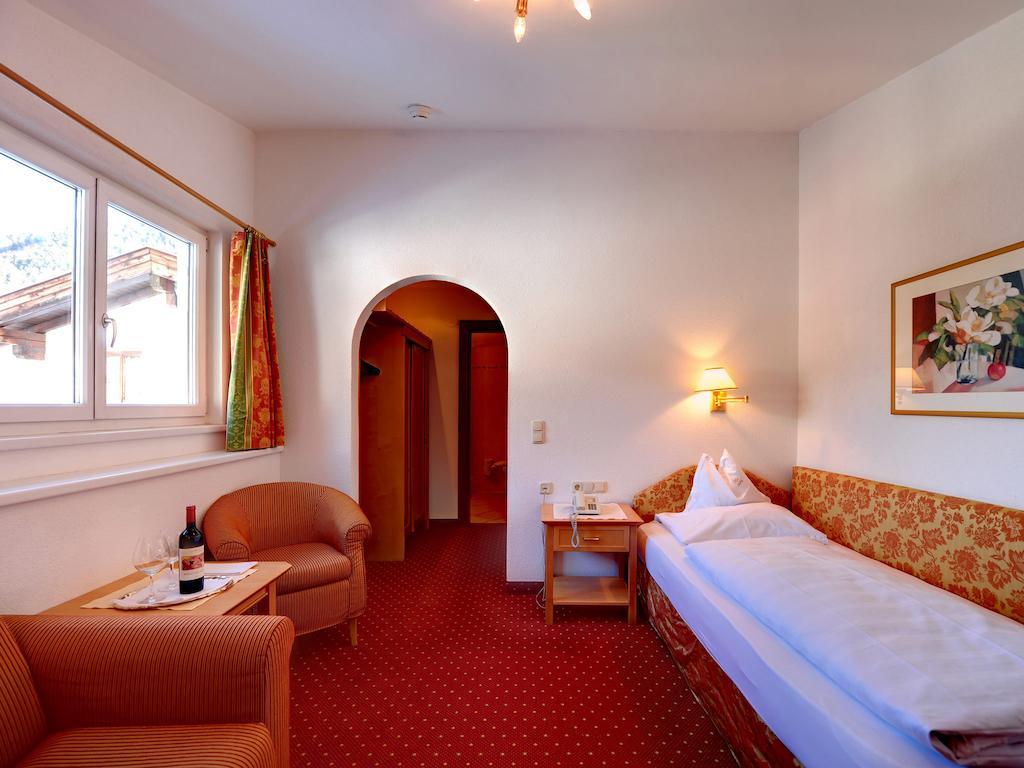 Heart Hotel Arlberg ซังคท์อันทอนอัมอาร์ลแบร์ก ภายนอก รูปภาพ