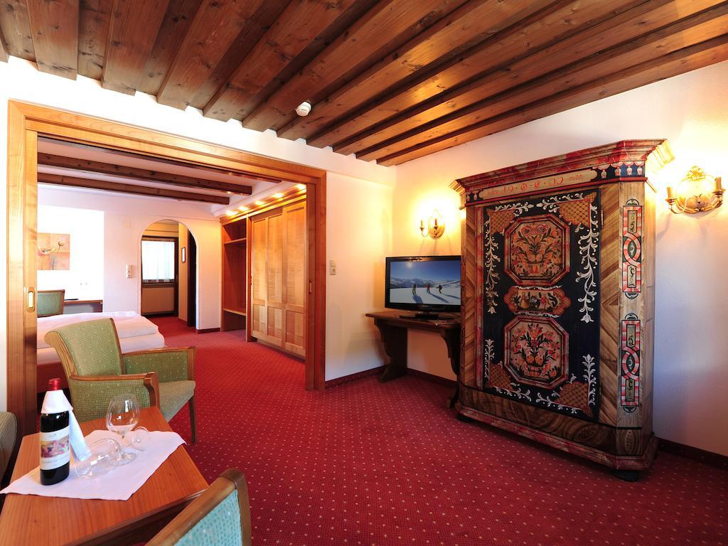 Heart Hotel Arlberg ซังคท์อันทอนอัมอาร์ลแบร์ก ภายนอก รูปภาพ